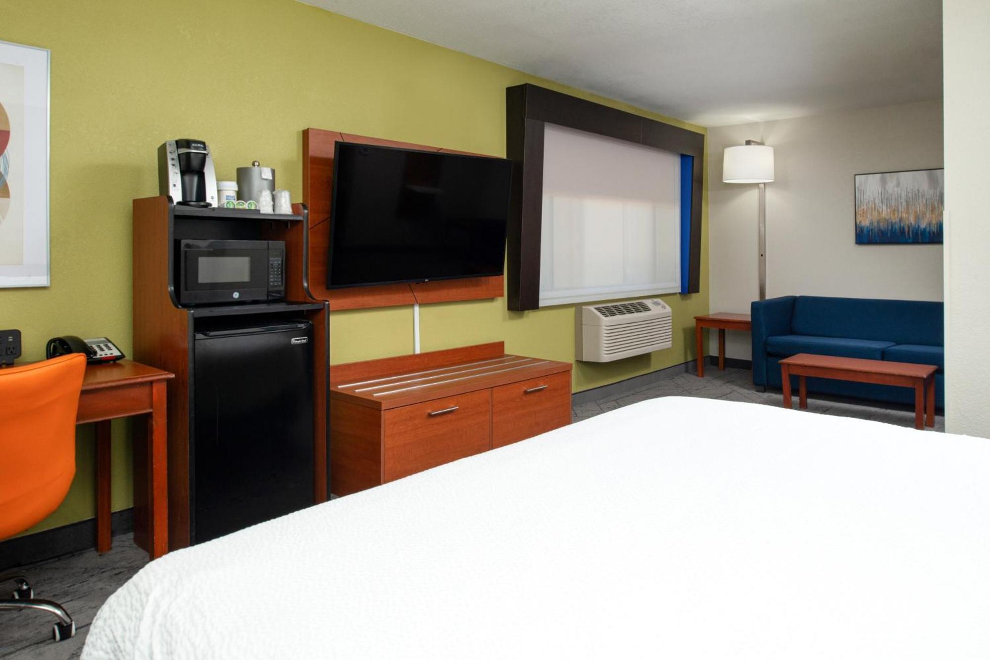 Holiday Inn Express Hotel & Suites Farmington By Ihg Eksteriør bilde