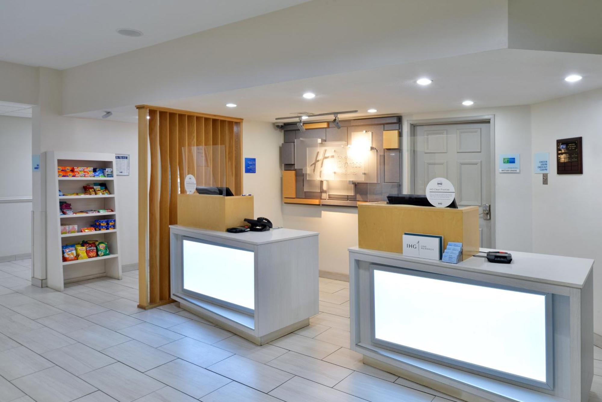 Holiday Inn Express Hotel & Suites Farmington By Ihg Eksteriør bilde
