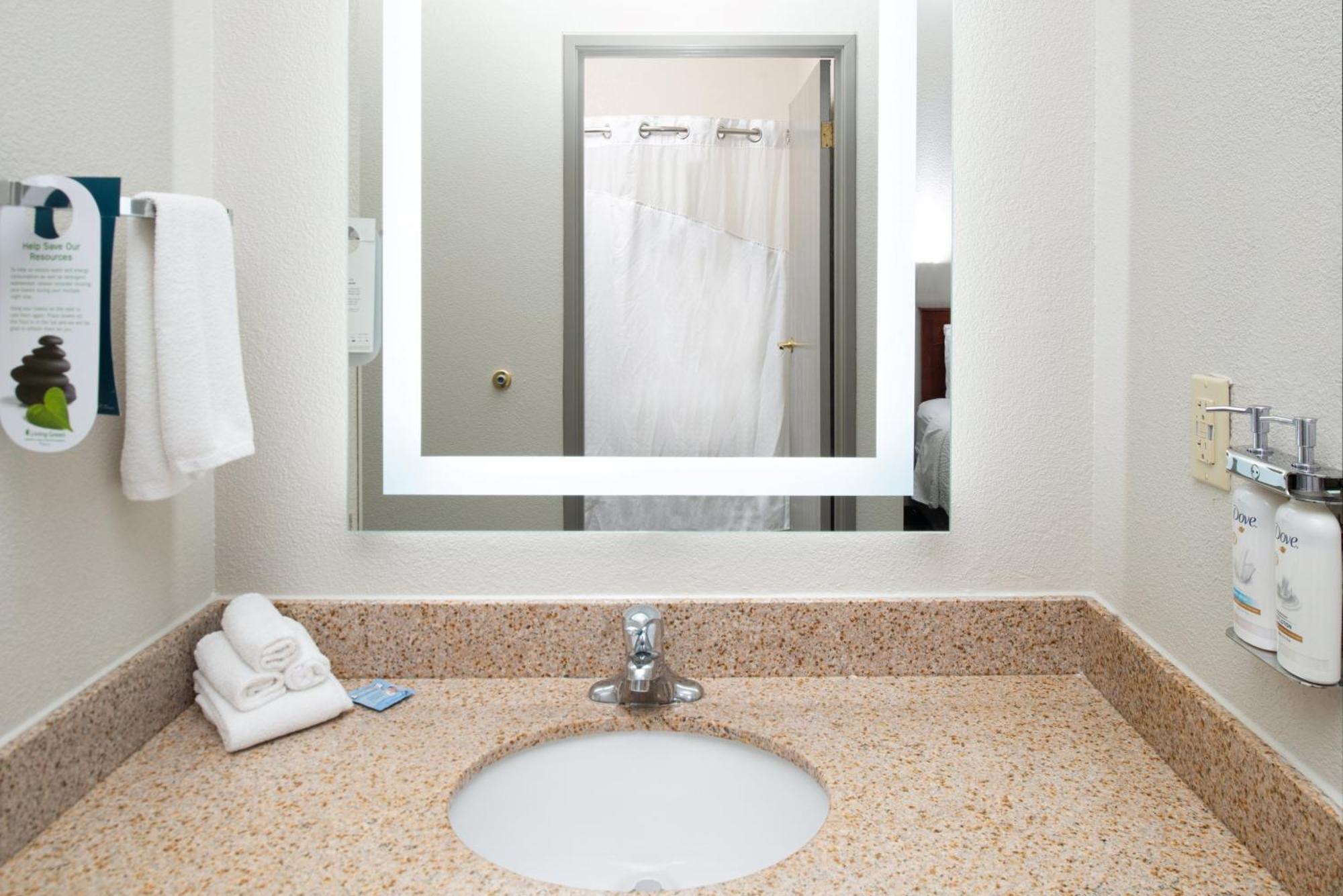 Holiday Inn Express Hotel & Suites Farmington By Ihg Eksteriør bilde