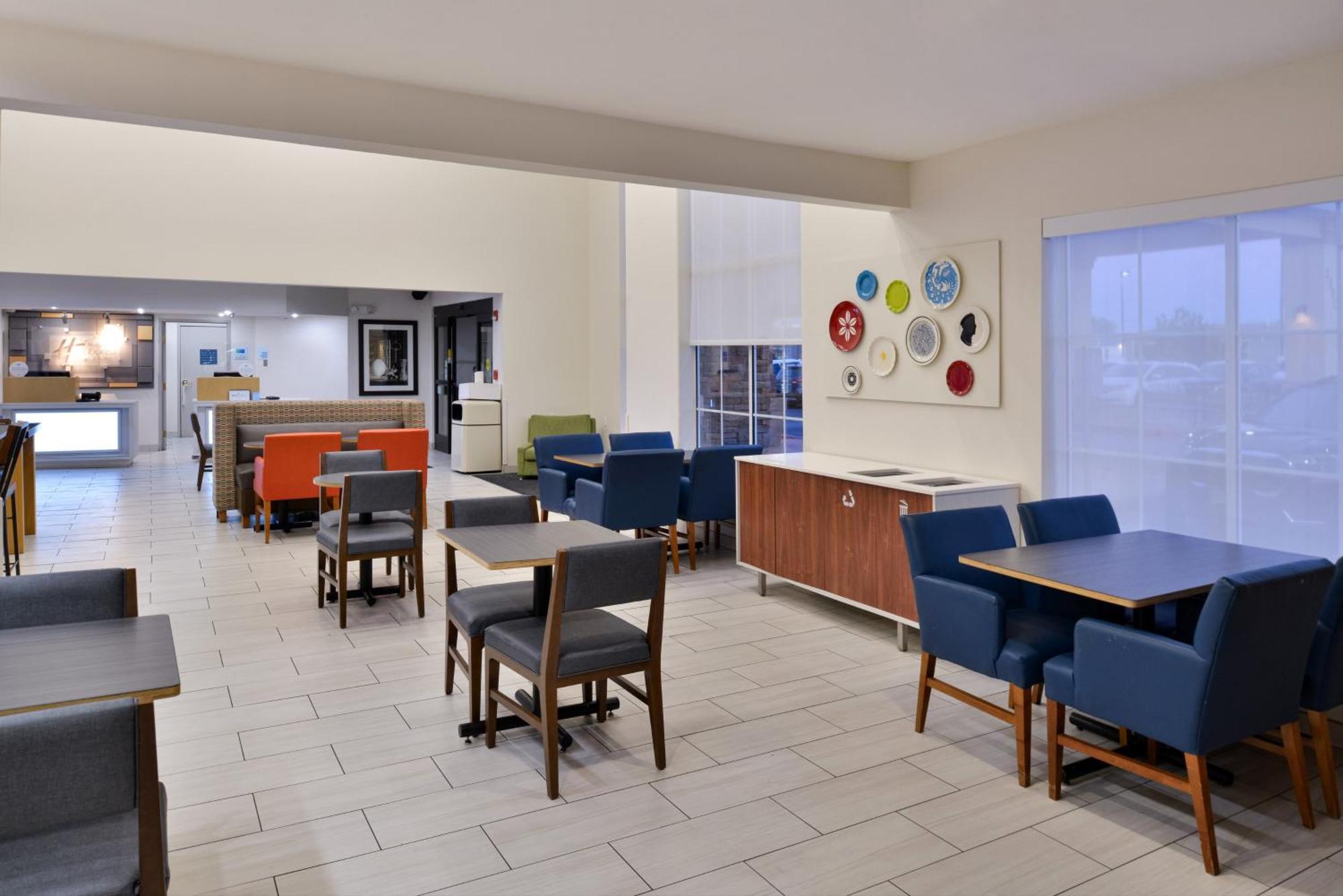 Holiday Inn Express Hotel & Suites Farmington By Ihg Eksteriør bilde