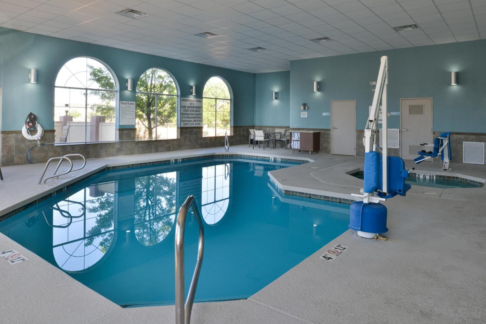 Holiday Inn Express Hotel & Suites Farmington By Ihg Eksteriør bilde