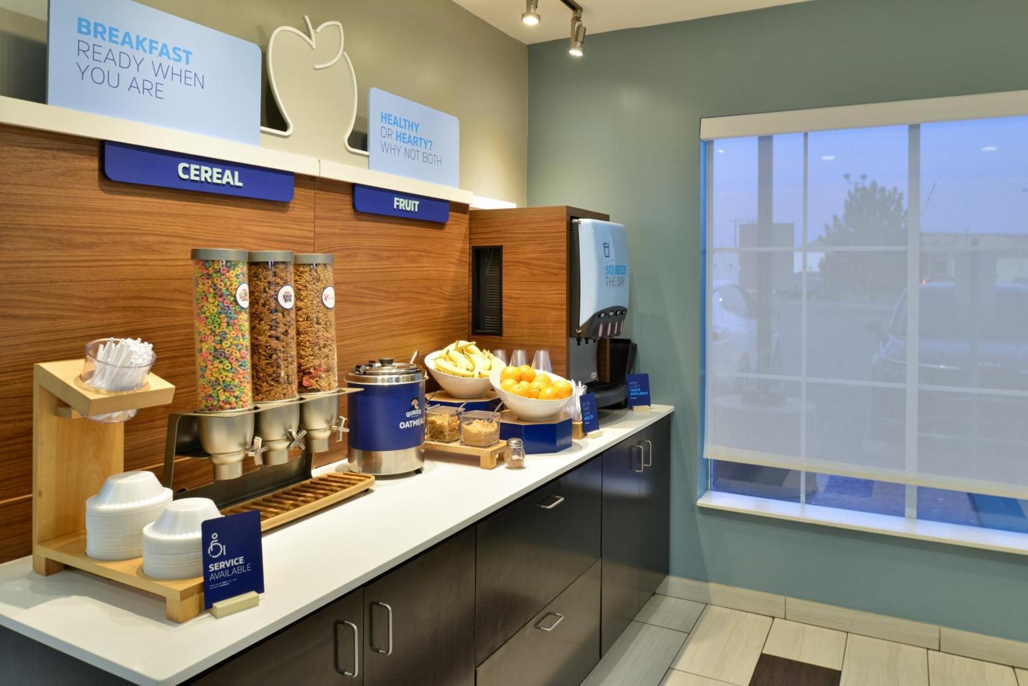 Holiday Inn Express Hotel & Suites Farmington By Ihg Eksteriør bilde