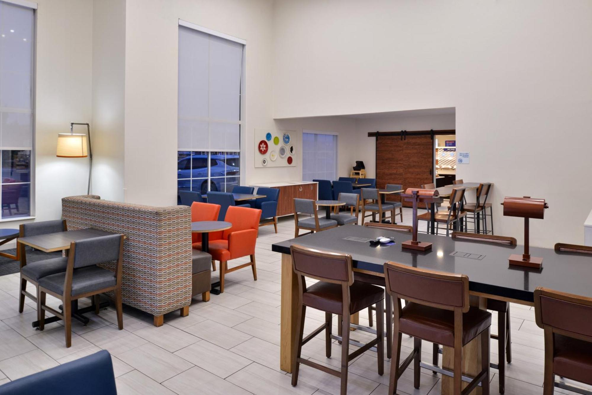 Holiday Inn Express Hotel & Suites Farmington By Ihg Eksteriør bilde