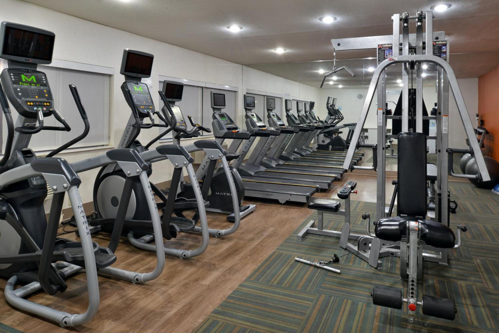 Holiday Inn Express Hotel & Suites Farmington By Ihg Eksteriør bilde